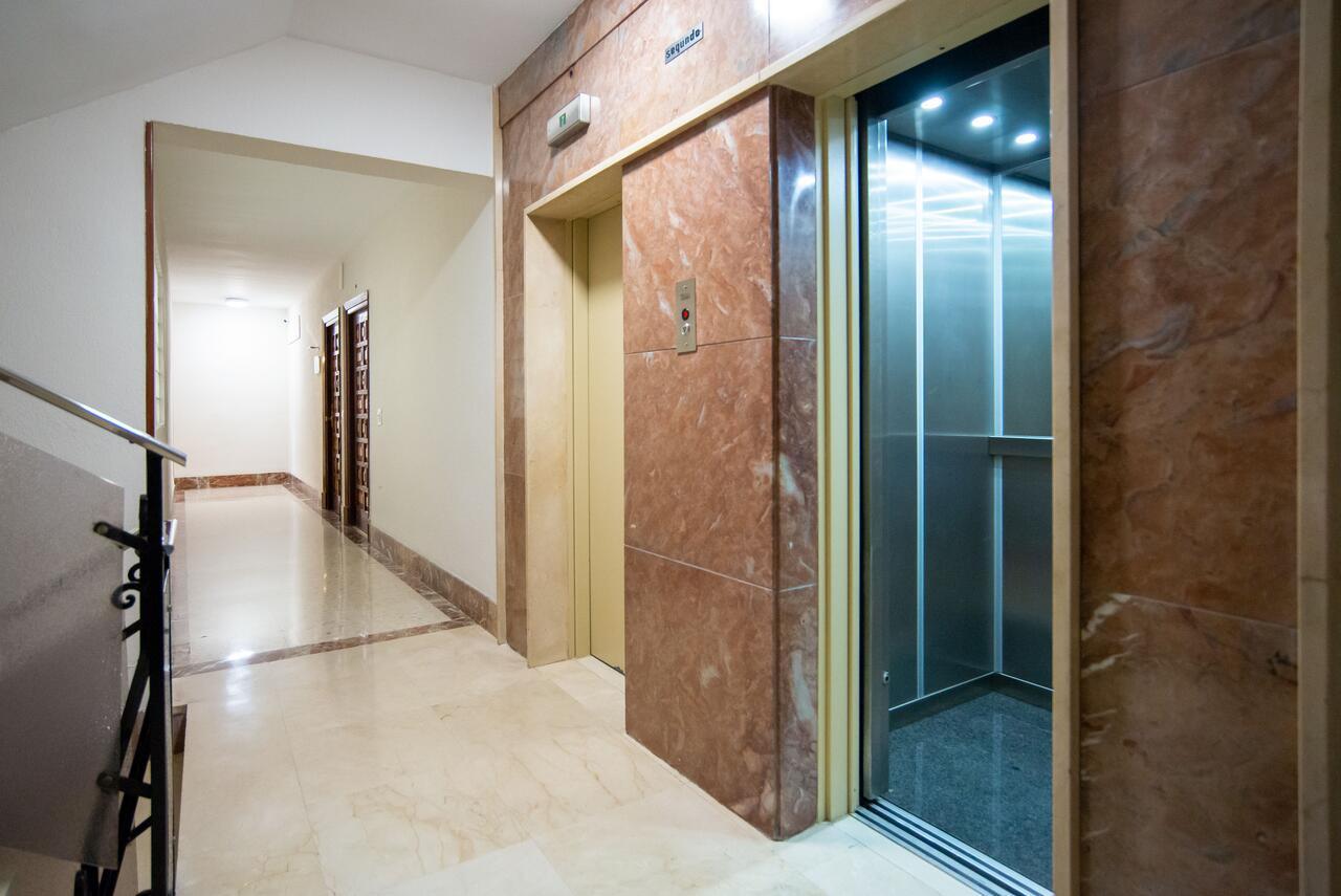 Ferienwohnung Plaza Del Teatro Málaga Exterior foto